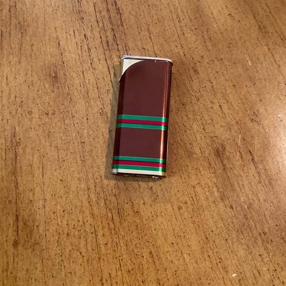 Vintage Gucci Smoke Set with working lighter and cigarette holder - Picture 9 of 11